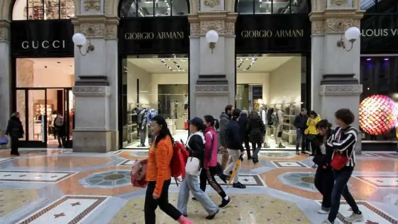 galleria vittorio emanuele ii milano 1