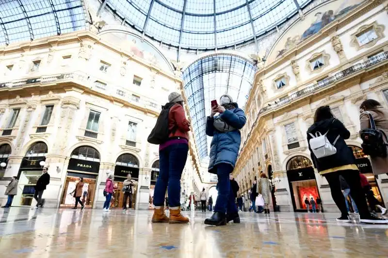 il centro di milano durante l'emergenza coronavirus 21