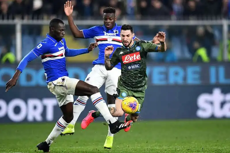 il fallo di colley su politano in sampdoria napoli