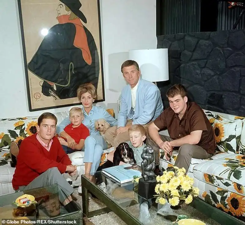 kirk douglas e famiglia