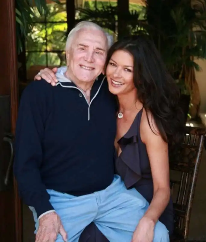 kirk douglas e katherine zeta jones