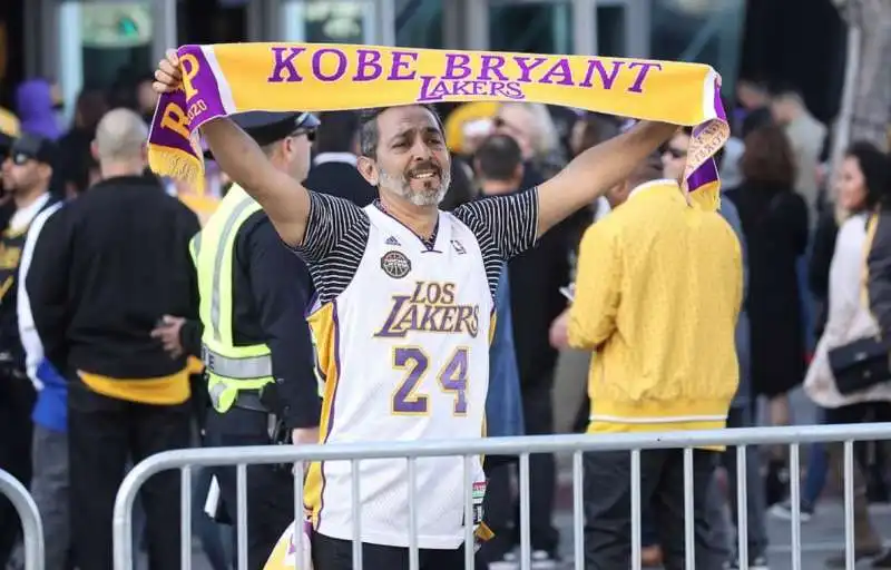 memorial di kobe bryant 3