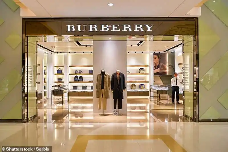 negozio burberry hong kong