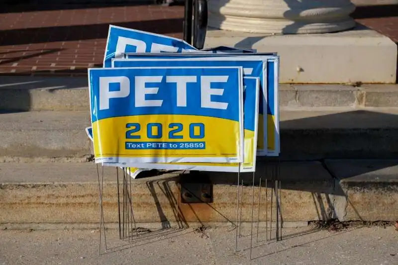 pete buttigieg in campagna elettorale a nashua in new hampshire 6