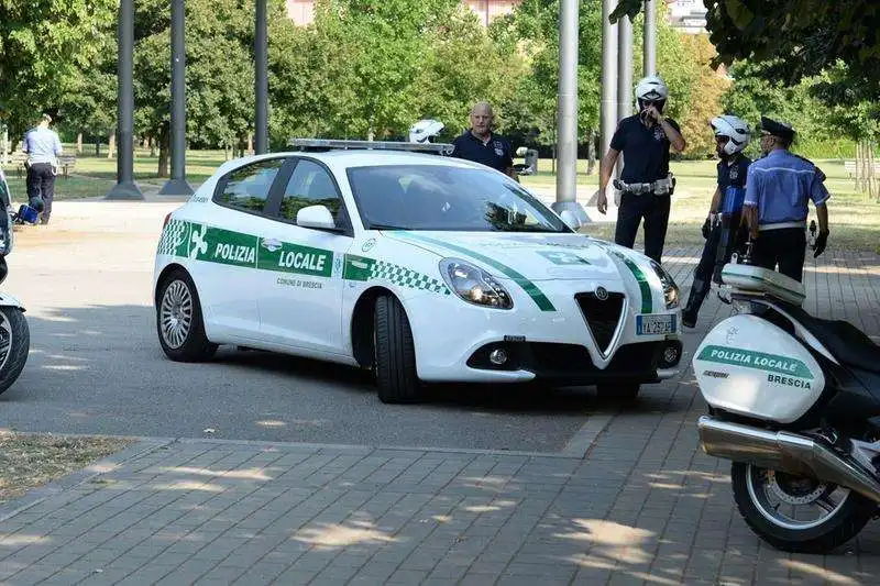 polizia locale brescia 3