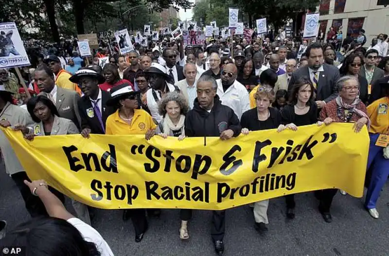 proteste contro lo stop and frisk di bloomberg