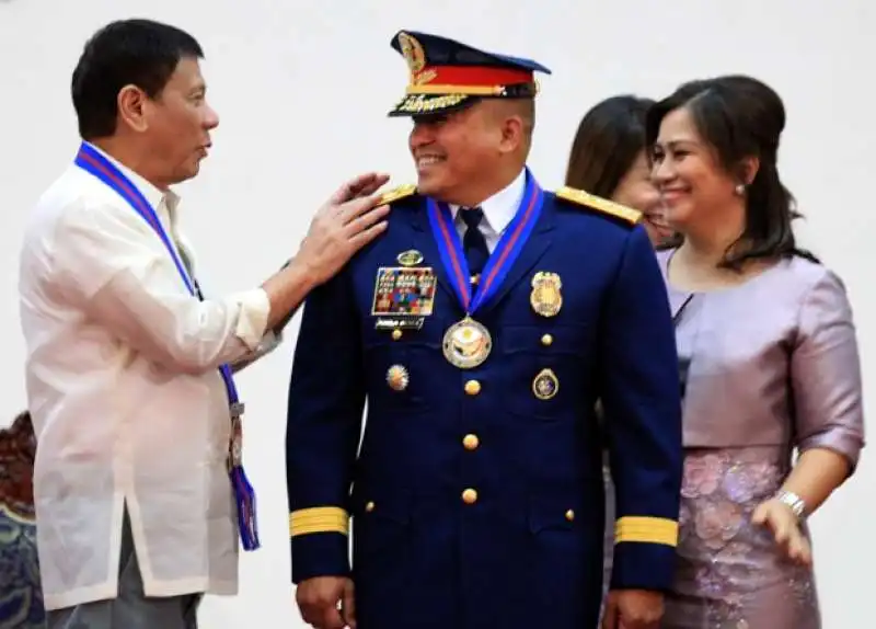 rodrigo duterte con ronald dela rosa