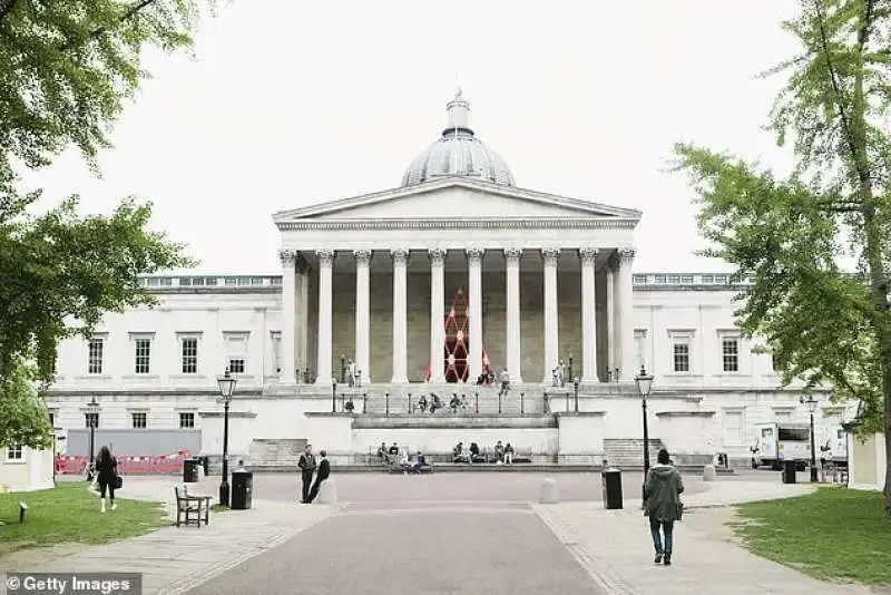 university college londra