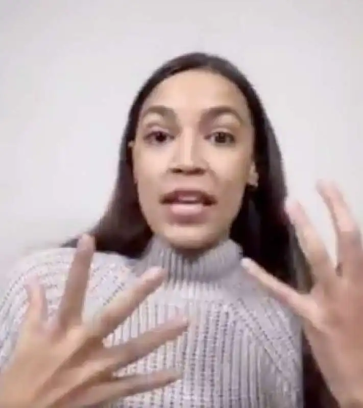 ALEXANDRIA OCASIO CORTEZ 