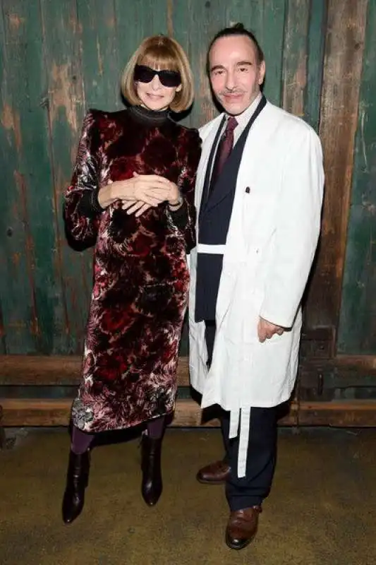 anna wintour e  john galliano