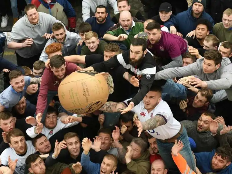 atherstone ball game  3