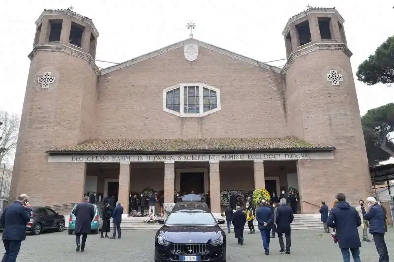 chiesa san roberto bellarmino  foto di bacco (1)