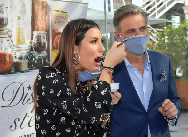 elisabetta gregoraci  beppe convertini  foto di bacco (3)