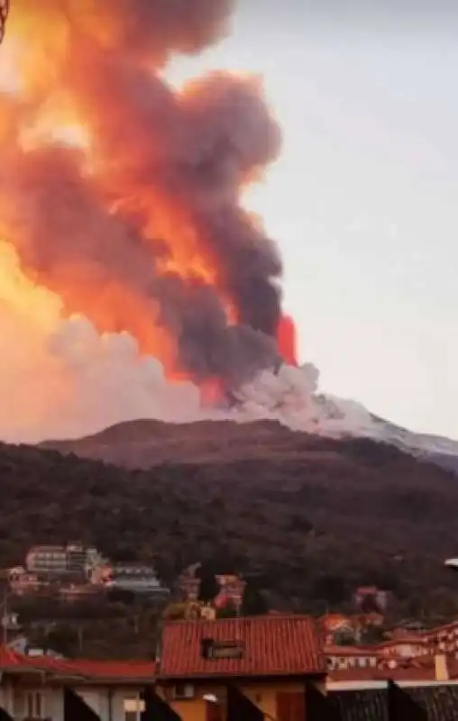 eruzione etna 6