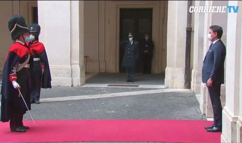 giuseppe conte lascia palazzo chigi