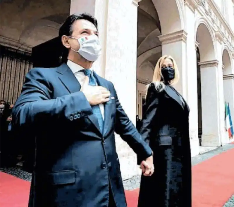 L ADDIO DI GIUSEPPE CONTE A PALAZZO CHIGI CON OLIVIA PALADINO