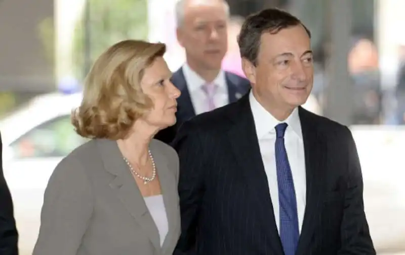 MARIA SERENELLA CAPPELLO E MARIO DRAGHI    