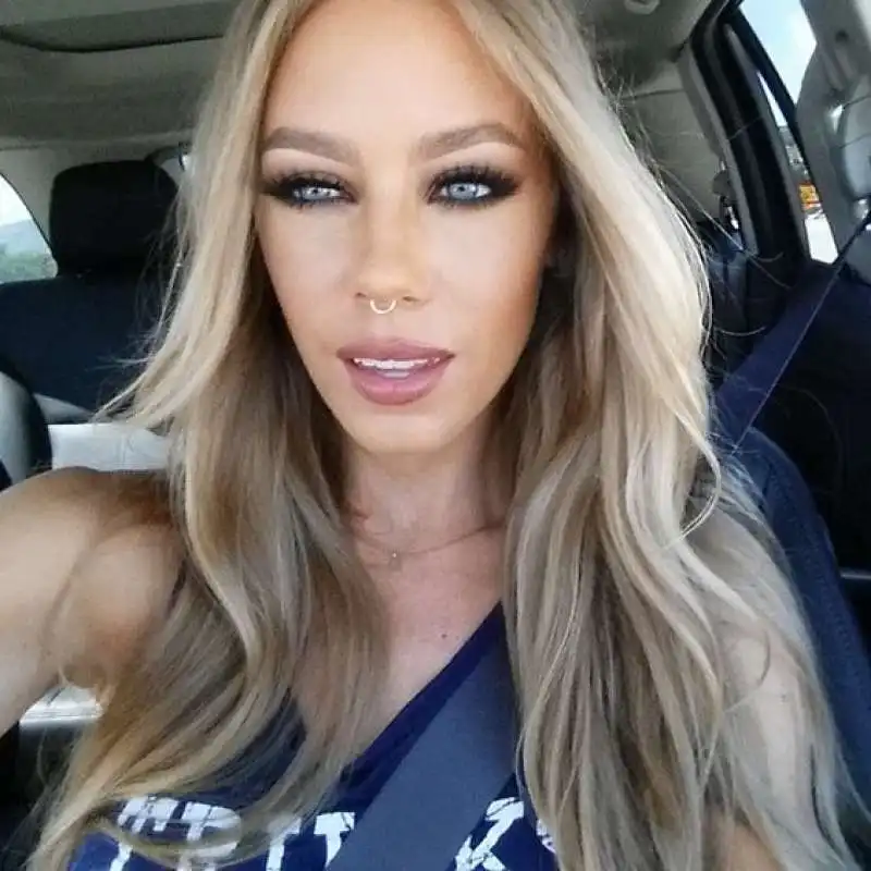 nicole aniston ig 3