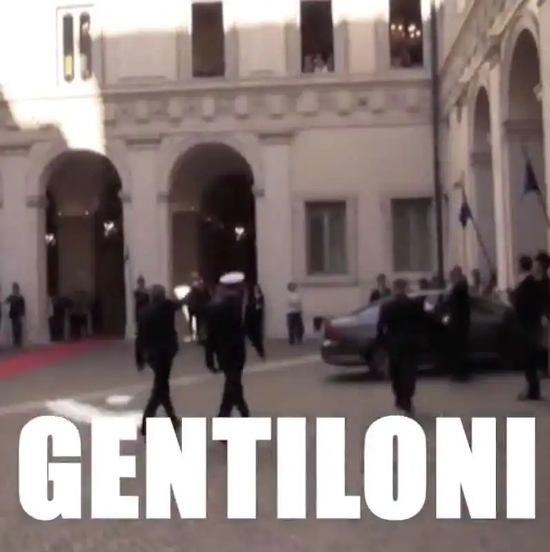 paolo gentiloni lascia palazzo chigi tra gli applausi