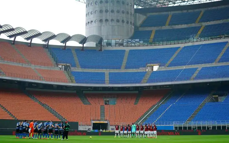 stadio vuoto