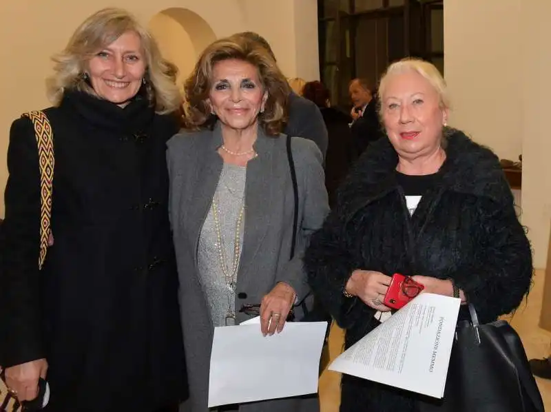 bianca maria morichelli  rosalba giugni  grazia saporito  foto di bacco