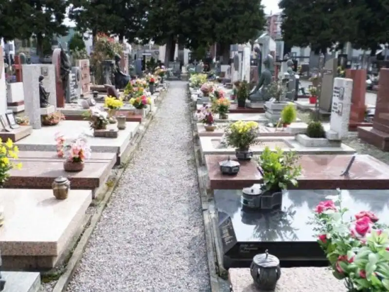 cimitero 2