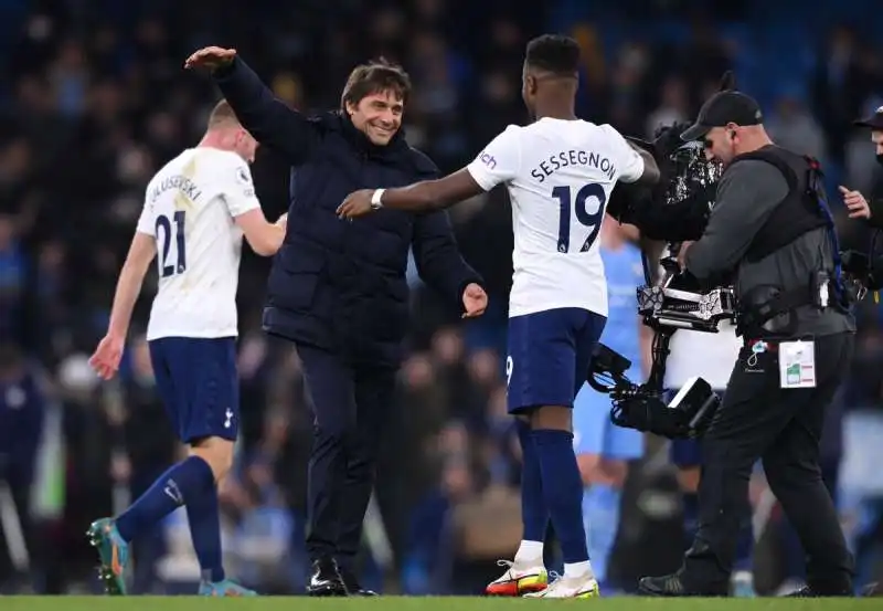 conte tottenham manchester city 