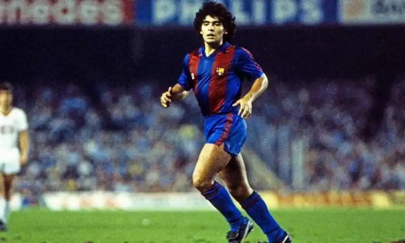 diego armando maradona al barcellona 6