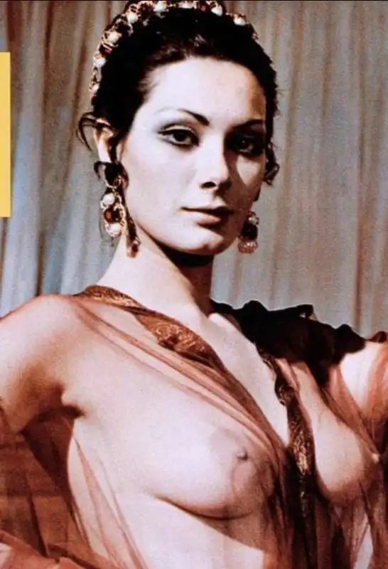 edwige fenech   la bella antonia prima monica e poi dimonia 