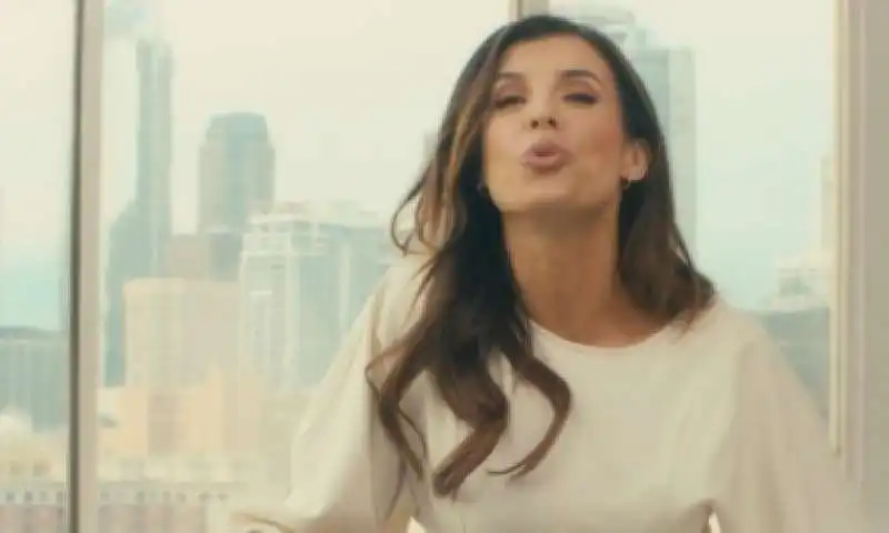 elisabetta canalis e lo spot della liguria 3