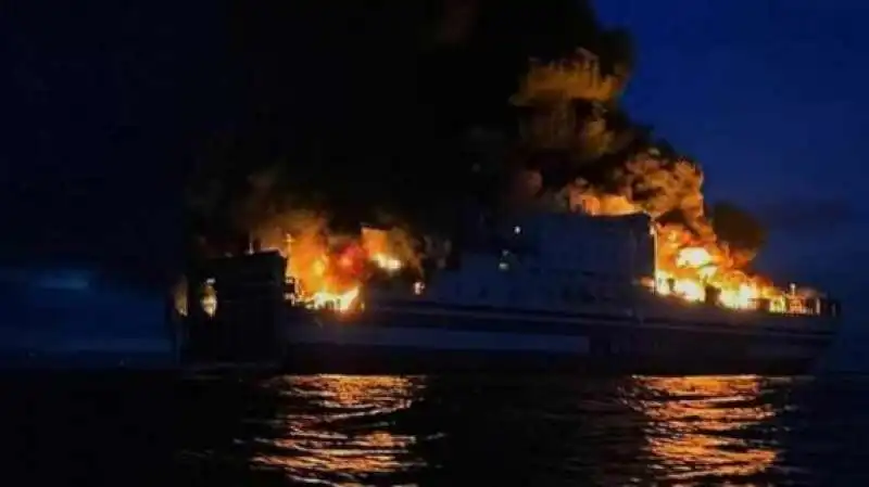 incendio euroferry olympia 11