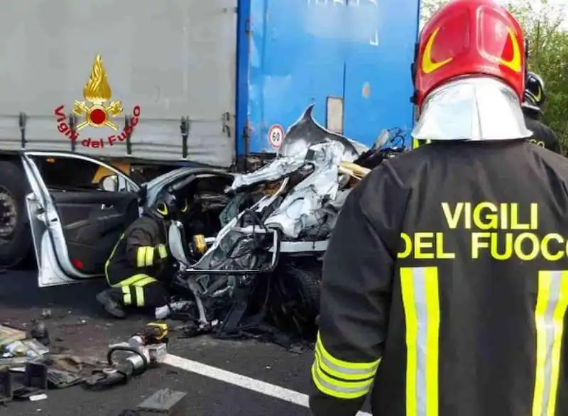 incidente stradale carlo cherubini valentina scarchilli 2