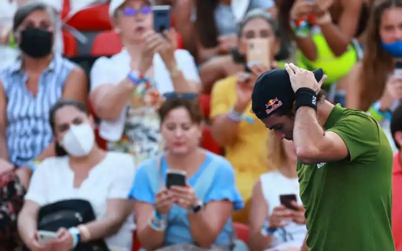 infortunio matteo berrettini atp acapulco