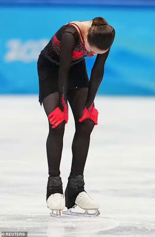 kamila valieva durante la finale di pattinaggio libero a pechino 2022 6