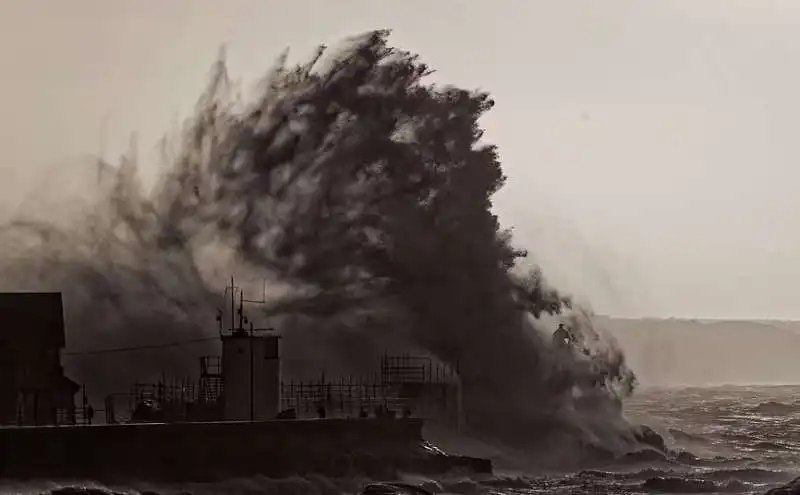 la tempesta eunice in gran bretagna 2