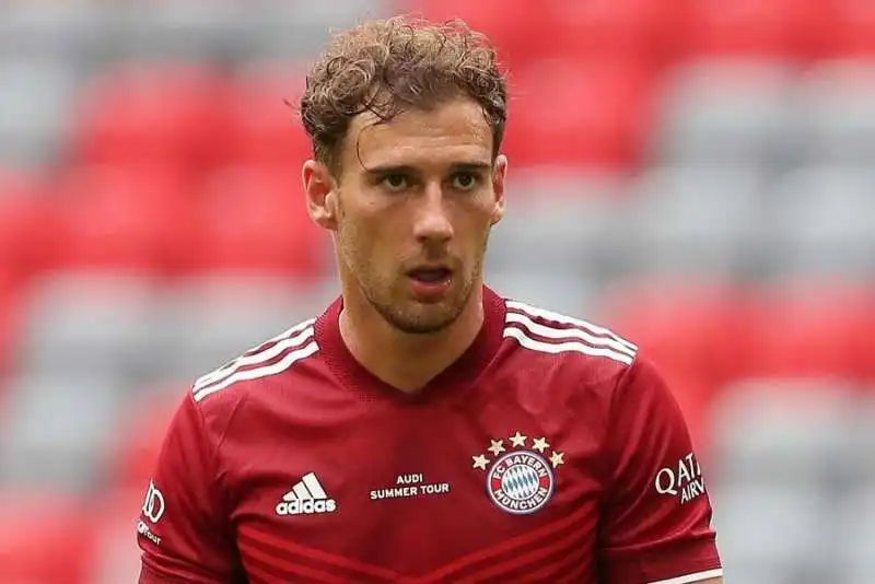 LEON GORETZKA 