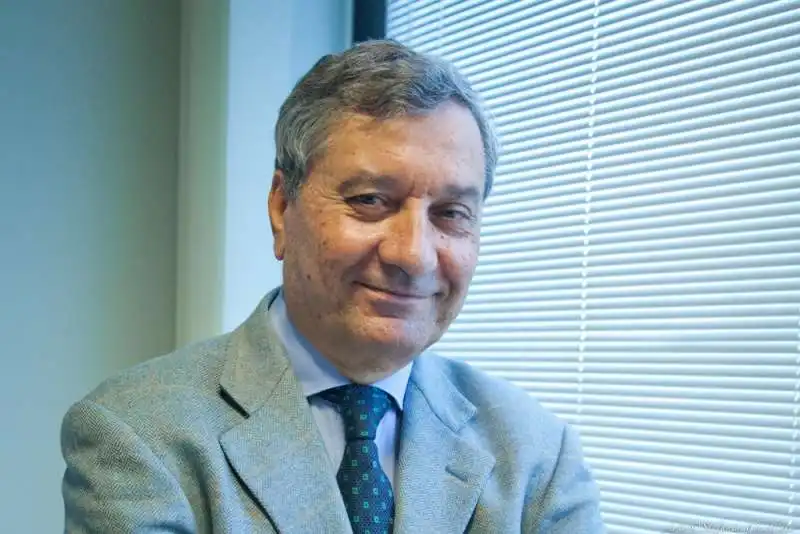 lucio brunelli 