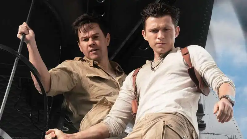 mark wahlberg tom holland   uncharted