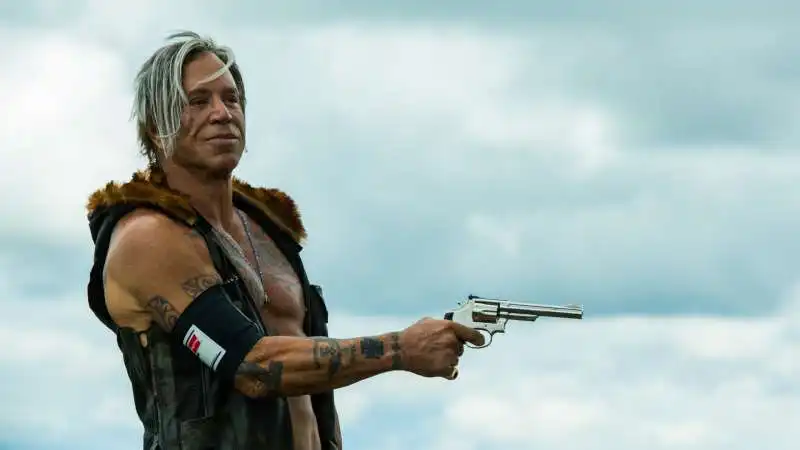 mickey rourke   i combattenti – blunt force trauma 