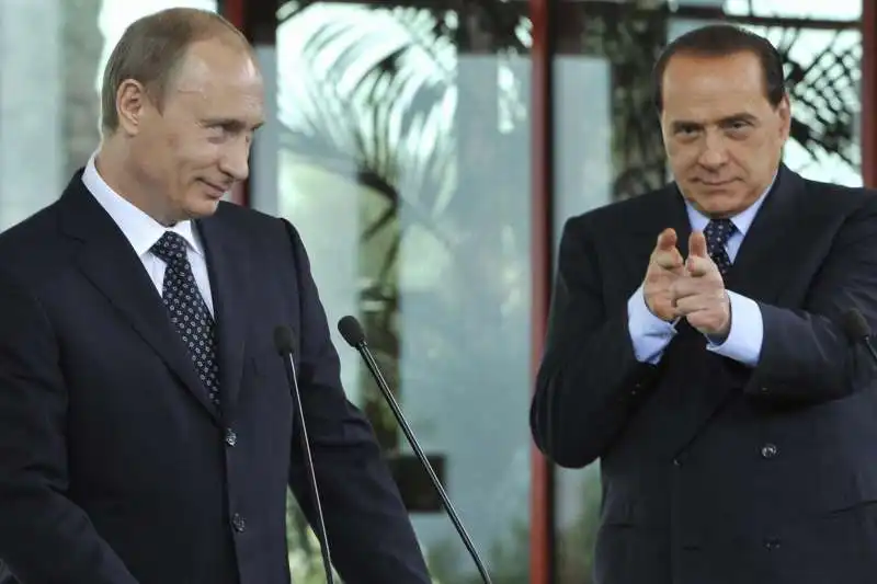 silvio berlusconi e vladimir putin 5