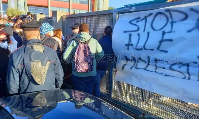 studenti occupano istituto majorana valentini castrolibero 5