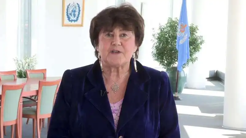 zsuzsanna jakab, 3