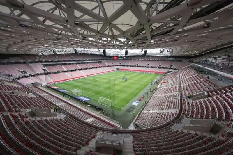 allianz riviera nizza 2