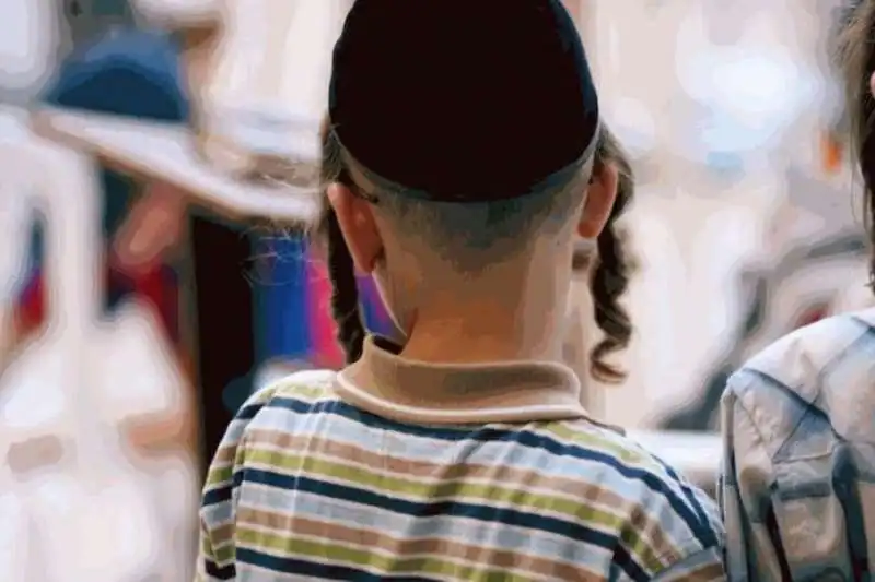 bambino con la kippah 