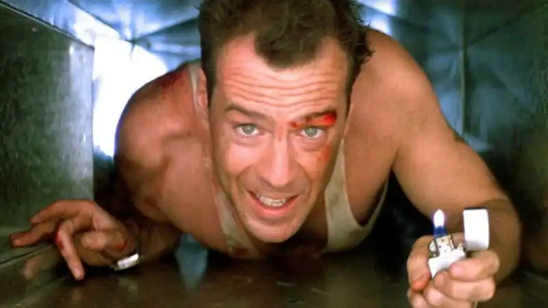 BRUCE WILLIS DIE HARD