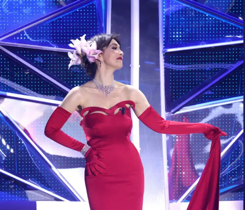 chiara francini sul palco di sanremo