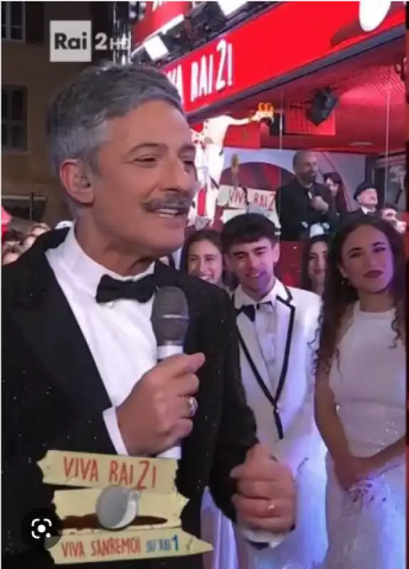 fiorello viva rai 2 viva sanremo