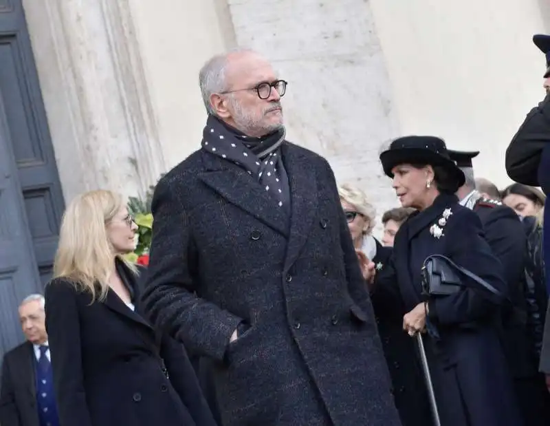 funerale costanzo   giovanni aversa   foto di bacco 