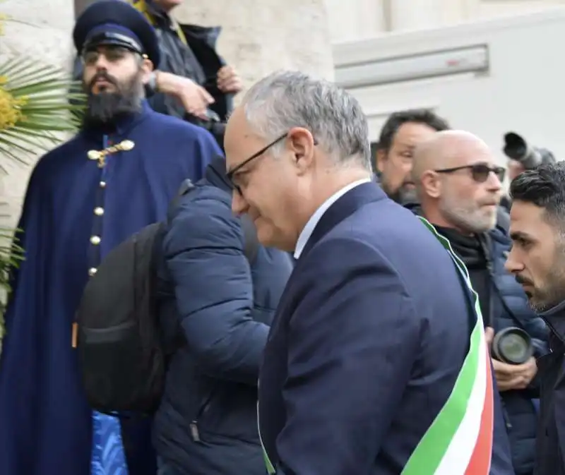 funerale costanzo   il sindaco roberto gualtieri   foto di bacco   