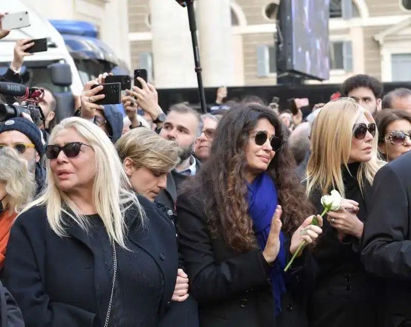 funerale costanzo   mara venier afef eleonora daniele   foto di bacco    